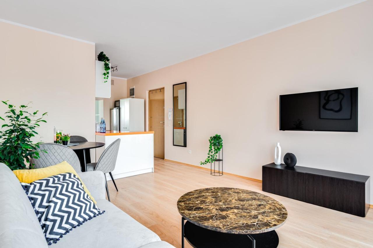 Apartament Sloneczny, Pw Invest Home เคดเยร์ซิน-โคซเลอ ภายนอก รูปภาพ